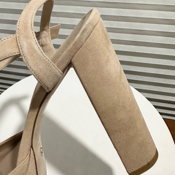 🌹STUART WEITZMAN🌹 Ryder Suede Platform Sandals Size: 10 - Picture 9 of 16